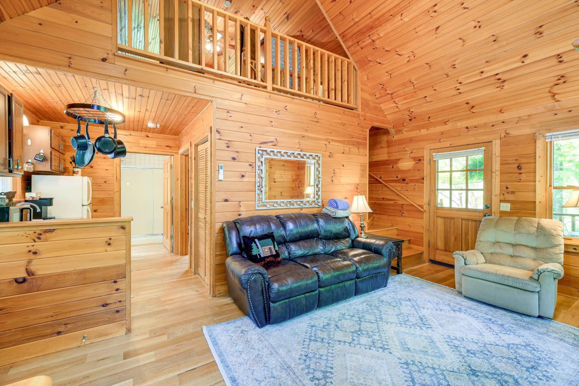 Quaint Blue Ridge Cabin Rental With On-Site Stream! Sparta Ngoại thất bức ảnh